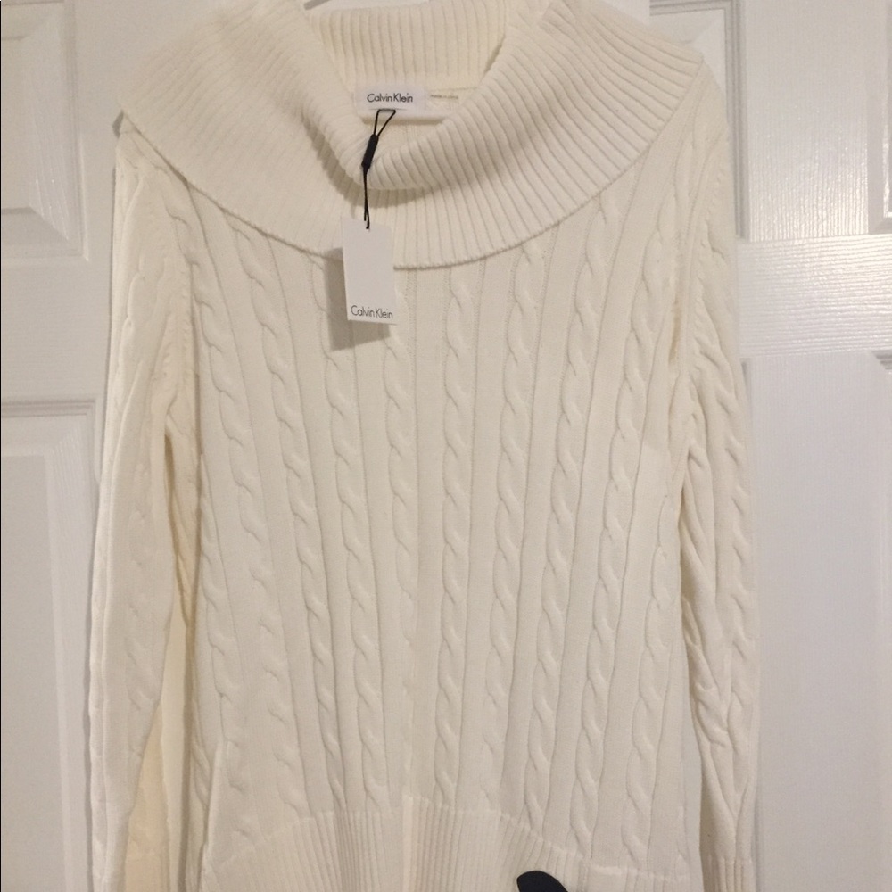 Calvin Klein Sweater